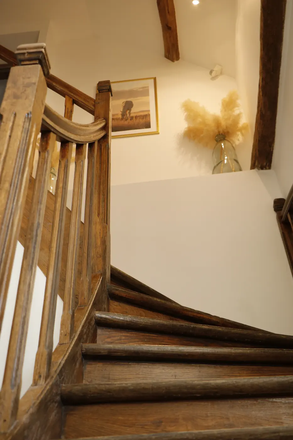 Escalier en bois ancien